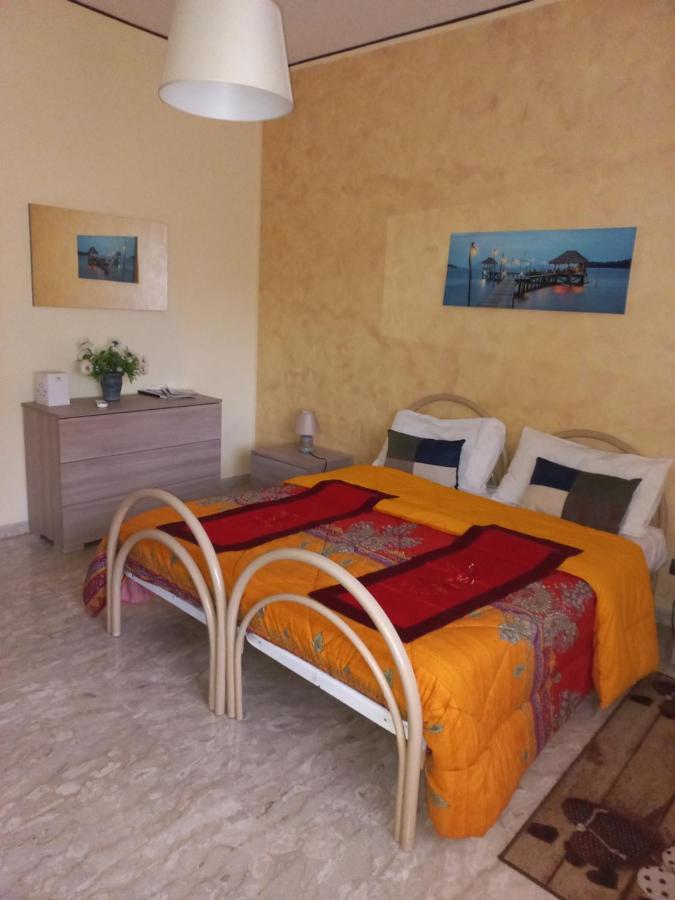 Acqua Di Mare Bed and Breakfast Taranto Eksteriør billede